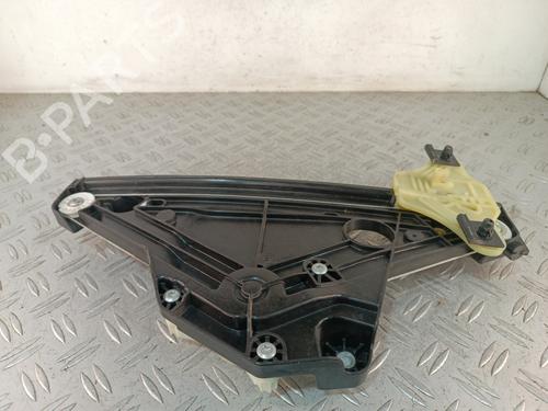 rudehejsemekanisme-hjre-bagtil-renault-clio-v-b7_-2019-37738606 main image