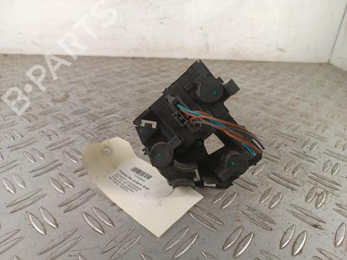 Used Lamp holder Lamp holder PEUGEOT 206 Hatchback (2A/C) [1998-2012] 34314613 34314613