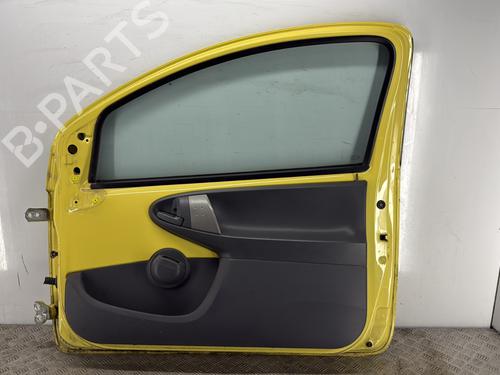 Used Right front door Right front door PEUGEOT 107 (PM_, PN_) 1.0 (68 hp) 34311610 34311610