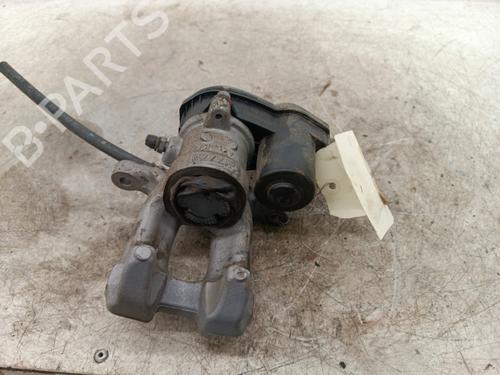 Used Right rear brake caliper Right rear brake caliper PEUGEOT 208 II (UB_, UP_, UW_, UJ_) 1.2 PureTech 100 (101 hp) 34308421 34308421
