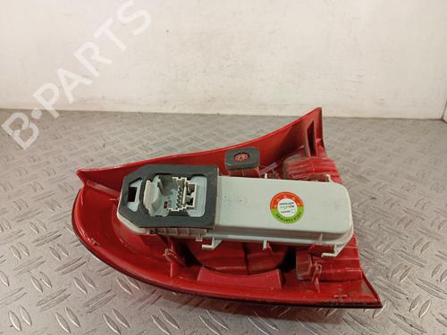 Used Right taillight Right taillight 39542660 39542660