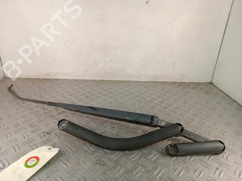 Used Front windshield wiper arm Front windshield wiper arm 36655356 36655356