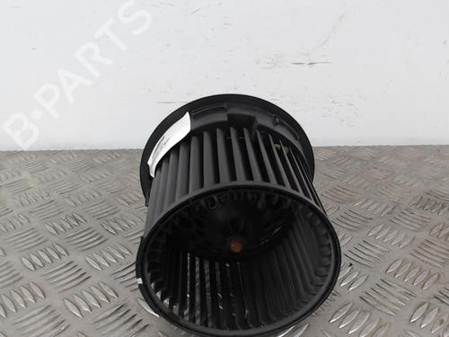 Used Heater blower motor Heater blower motor RENAULT CLIO IV (BH_) 1.5 dCi 75 (75 hp) 34305395 34305395