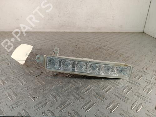 Used Left daytime light Left daytime light 38608177 38608177
