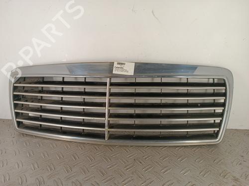 Used Grille Grille MERCEDES-BENZ E-CLASS (W210) E 290 Turbo-D (210.017) (129 hp) 34308454 34308454