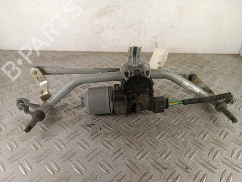 Used Front wiper motor Front wiper motor PEUGEOT 208 I (CA_, CC_) 1.2 VTi 68 / PureTech 68 (68 hp) 34313347 34313347