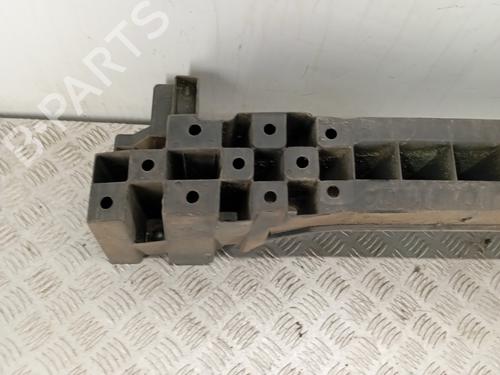 Bakfangerbrakett Bakfangerbrakett RENAULT CLIO III (BR0/1, CR0/1) 1.5 dCi (C/BR0G, C/BR1G) (68 hp) 35958609 35958609