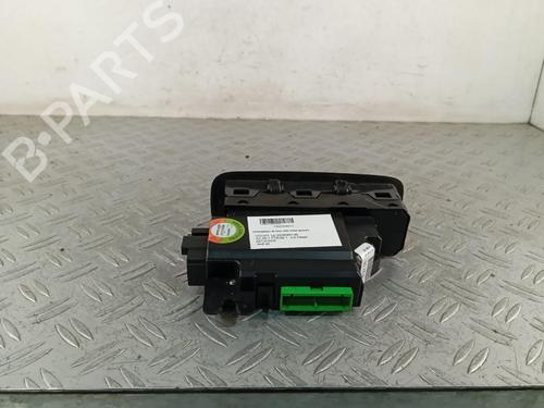 Left front window switch VOLVO XC90 I (275) D5 AWD | BP39662059I27 - Image 2