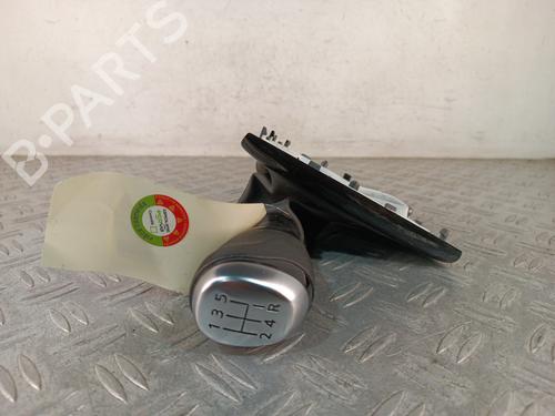 Used Shift knob Shift knob 39079328 39079328