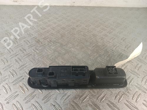Used Left front window switch Left front window switch PEUGEOT 3008 I MPV (0U_) [2009-2017] 34316725 34316725