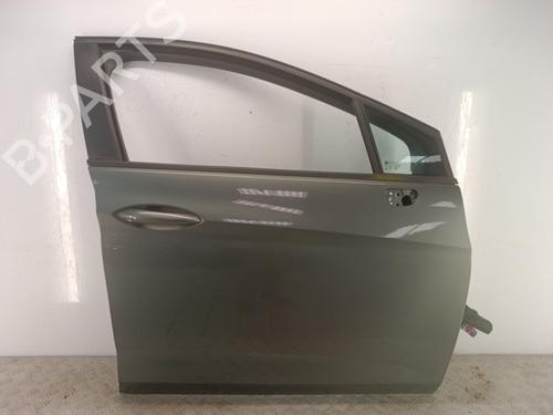 Used Right front door Right front door 36900946 36900946