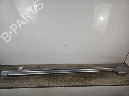 right-sideskirt-vw-passat-b8-variant-3g5-cb5-2014-37738729 main image