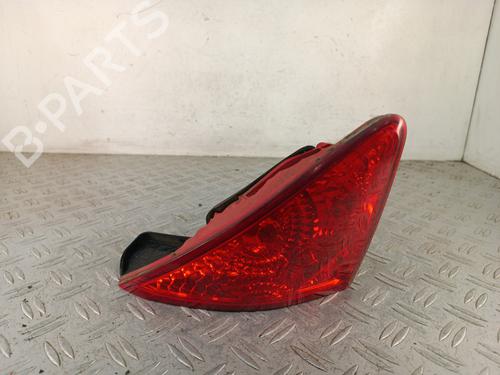 Venstre baglygte bagklap Venstre baglygte bagklap PEUGEOT 3008 I MPV (0U_) 1.6 HDi (109 hp) 36673799 36673799