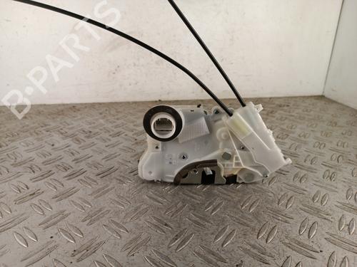 Used Front left lock Front left lock TOYOTA YARIS (_P13_) 1.5 Hybrid (NHP130_, NHP130) (101 hp) 34313421 34313421
