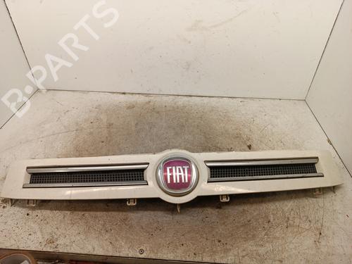 Used Grille Grille FIAT PANDA (169_) 1.3 D Multijet (169.AXC1A) (70 hp) 34309679 34309679