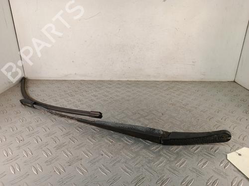 Used Front windshield wiper arm Front windshield wiper arm 35811296 35811296