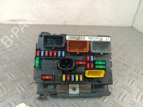 Used Fuse box Fuse box CITROËN C3 II (SC_) [2009-2026] 34318714 34318714
