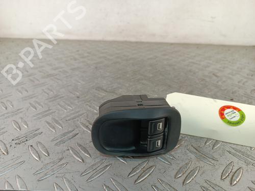 Used Right front window switch Right front window switch PEUGEOT 206 Hatchback (2A/C) [1998-2012] 34319701 34319701