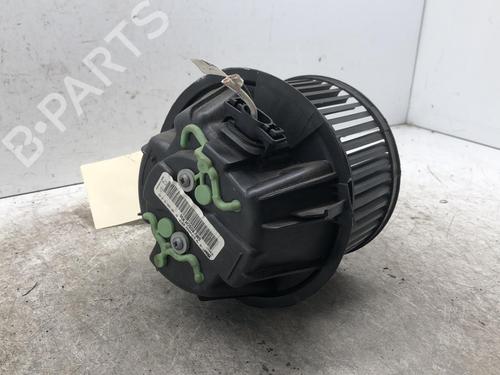 Used Heater blower motor Heater blower motor DACIA DUSTER (HS_) 1.5 dCi 4x4 (HSMC, HSMD) (110 hp) 34307085 34307085