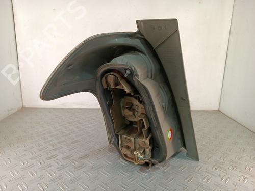 Used Right taillight Right taillight TOYOTA COROLLA Verso (ZER_, ZZE12_, R1_) 2.2 D-4D (AUR10_, AUR10R) (136 hp) 34373796 34373796