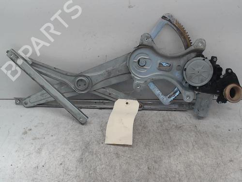 Rudehejsemekanisme Højre bagtil Rudehejsemekanisme Højre bagtil TOYOTA COROLLA Verso (ZER_, ZZE12_, R1_) 2.2 D-4D (AUR10_, AUR10R) (136 hp) 34306594 34306594