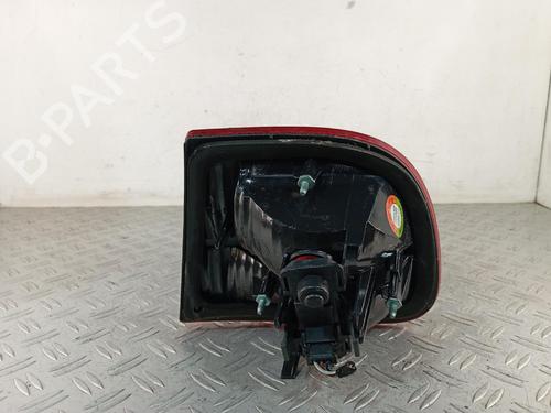 Used Left tailgate light Left tailgate light SEAT LEON (1M1) 1.6 16 V (105 hp) 40174484 40174484