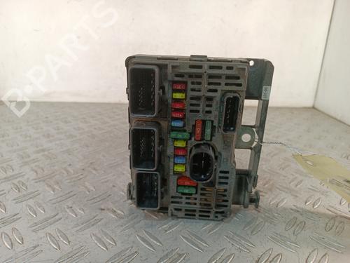 Used Fuse box Fuse box PEUGEOT 407 (6D_) 2.0 (6DRFNB, 6DRFNE) (136 hp) 34357415 34357415