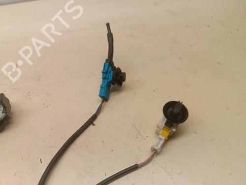 Engate do cinto Engate do cinto RENAULT CLIO II (BB_, CB_) 1.6 16V (BB01, BB0H, BB0T, BB14, BB1D, BB1R, BB2KL, BB3G... (107 hp) 38079846 38079846