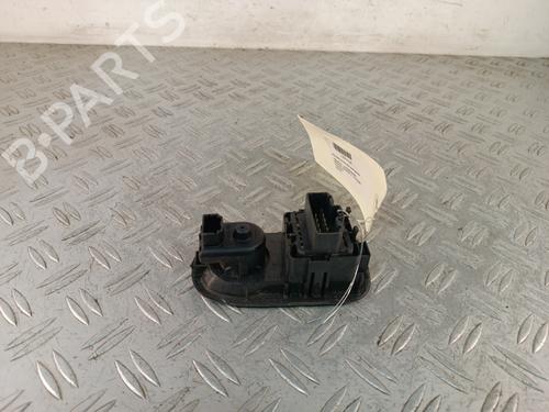 Left front window switch RENAULT MASTER III Van (FV) 2.3 dCi 130 FWD (FV0M, FV0Y, FV0J, FV02, FV03) | BP36590264I27 - Image 2