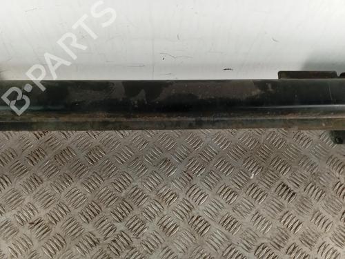 Used Front bumper reinforcement Front bumper reinforcement 37632616 37632616