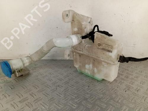 windscreen-washer-tank-vw-golf-vii-5g1-bq1-be1-be2-2012-2013-2014-2015-2016-2017-2018-2019-2020-2021-37866314 main image