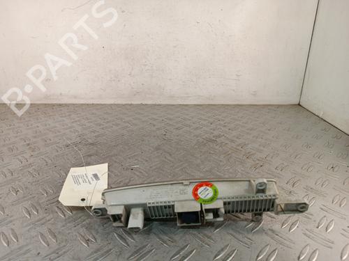 Used Right daytime light Right daytime light 38608176 38608176