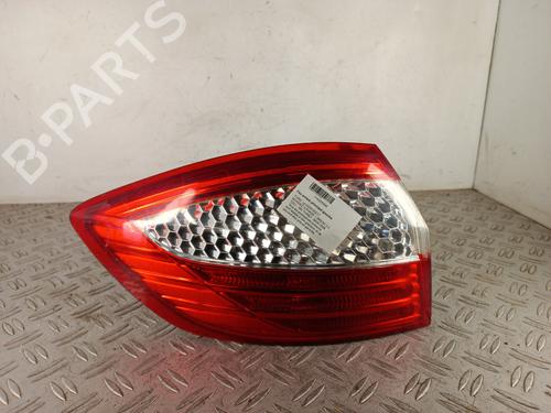 Used Left taillight Left taillight FORD MONDEO IV Turnier (BA7) [2007-2015] 34315196 34315196