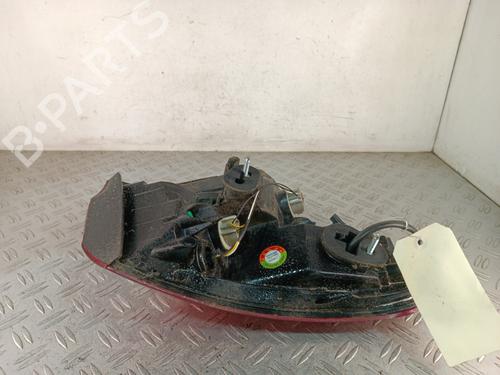 Right taillight DS DS 5 (KF_) 2.0 BlueHDi 180 | BP39238526C35 - Image 2