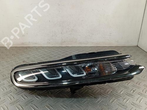 Used Right daytime light Right daytime light CITROËN C3 III (SX) 1.2 VTi 82 (82 hp) 39759679 39759679