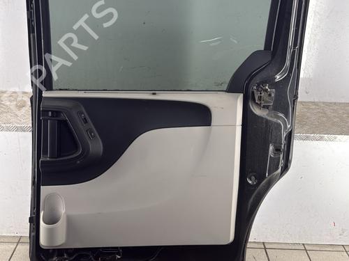 Højre side skydedør Højre side skydedør LANCIA VOYAGER MPV (404_) 2.8 CRD (RT, 53) (163 hp) 34313597 34313597