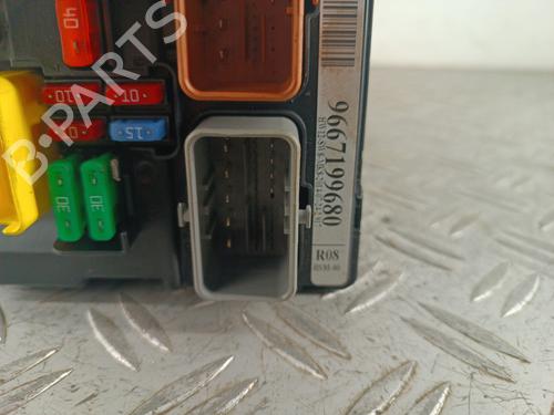 Used Fuse box Fuse box CITROËN C3 II (SC_) 1.2 VTi 82 (82 hp) 34317453 34317453