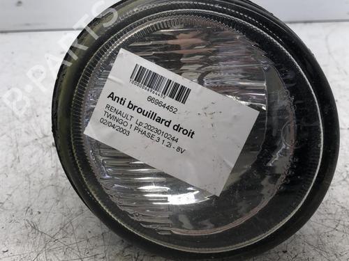 Used Right front fog light Right front fog light RENAULT TWINGO I (C06_) 1.2 (C066, C068) (58 hp) 34306033 34306033