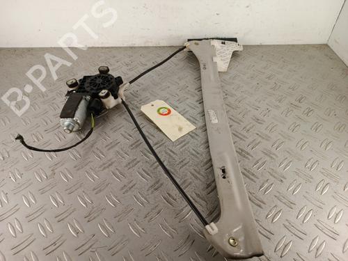 Used Front right window mechanism Front right window mechanism VW FOX Hatchback (5Z1, 5Z3, 5Z4) 1.2 (55 hp) 34311386 34311386