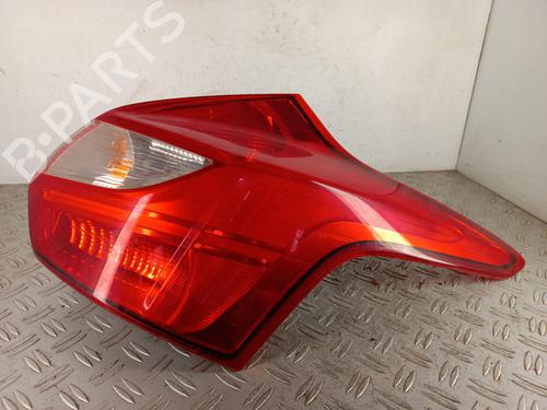 Used Right taillight Right taillight FORD FOCUS III Saloon [2010-2020] 34313539 34313539