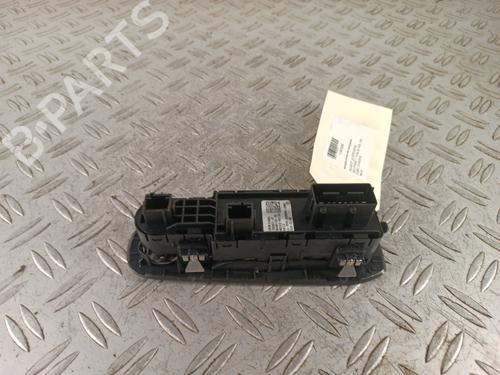 Used Left front window switch Left front window switch PEUGEOT 308 II (LB_, LP_, LW_, LH_, L3_) 1.6 BlueHDi 120 (120 hp) 34315053 34315053