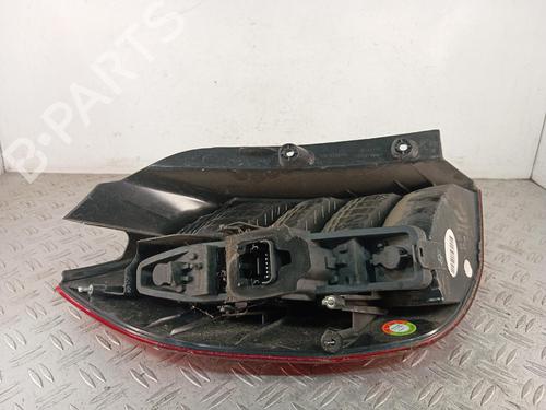 Used Right taillight Right taillight 39542641 39542641
