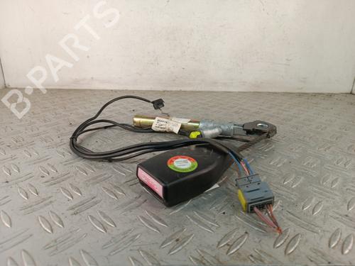 Sikkerhetsbelte-spenne Sikkerhetsbelte-spenne RENAULT CLIO II (BB_, CB_) [1998-2016] 36900952 36900952