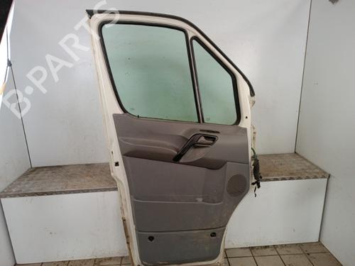 Used Left front door Left front door VW CRAFTER 30-50 Platform/Chassis (2F_) 2.5 TDI (109 hp) 34307441 34307441