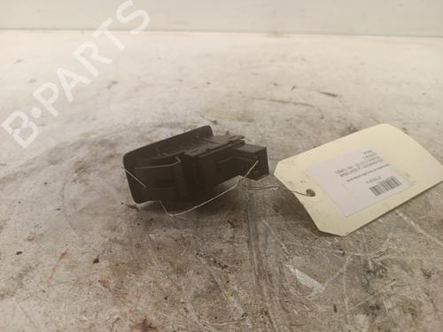 Mando elevalunas trasera derecho Mando elevalunas trasera derecho VW TOURAN (1T3) [2010-2016] 34310051 34310051