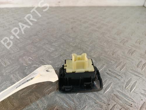 Used Right front window switch Right front window switch FIAT TALENTO Bus (296_) [2016-2026] 34318846 34318846