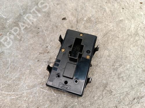 Used Left front window switch Left front window switch FORD MONDEO III Turnier (BWY) 2.0 16V TDDi / TDCi (115 hp) 34309236 34309236