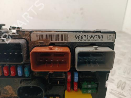 Used Fuse box Fuse box PEUGEOT 207 (WA_, WC_) 1.4 HDi (68 hp) 34310447 34310447