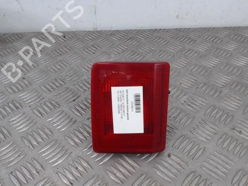 Feu de brouillard arrière Feu de brouillard arrière PEUGEOT 407 SW (6E_, 6D_) 2.0 HDi 135 (136 hp) 34305506 34305506