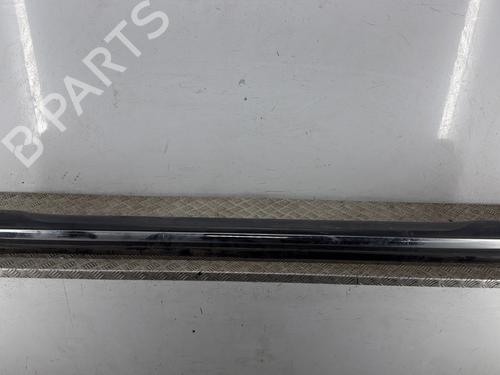 Venstre sidekjole Venstre sidekjole CITROËN C4 AIRCROSS 1.8 HDi 150 AWC (150 hp) 34314493 34314493